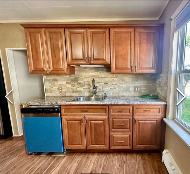 Building Photo - 3 Holmes St