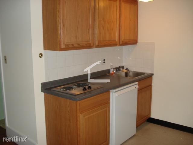 Building Photo - Studio, 1 bath  - 9 Keswick St