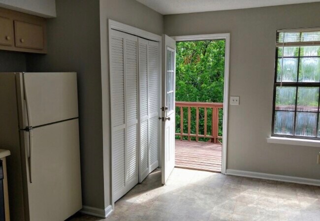 Foto del edificio - 2416 Scott Valley Dr