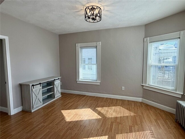 Building Photo - 199 Morris Ave