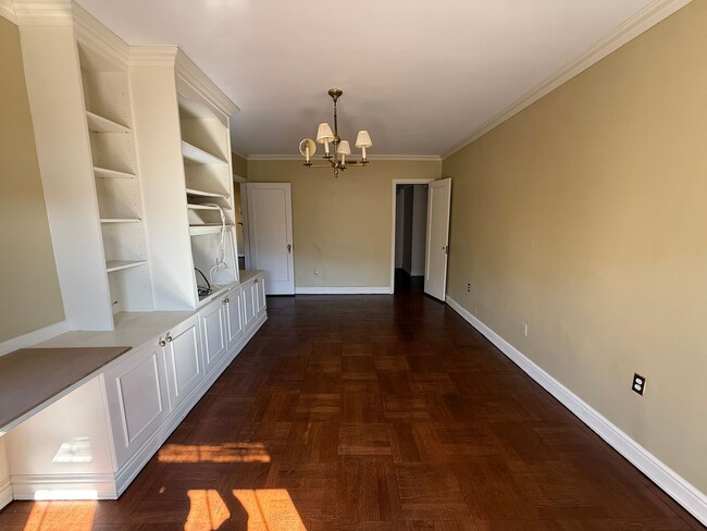 Interior Photo - The Royal York Apartments