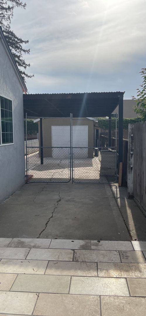 Foto del edificio - Apply Now to Schedule Viewing. Available u...