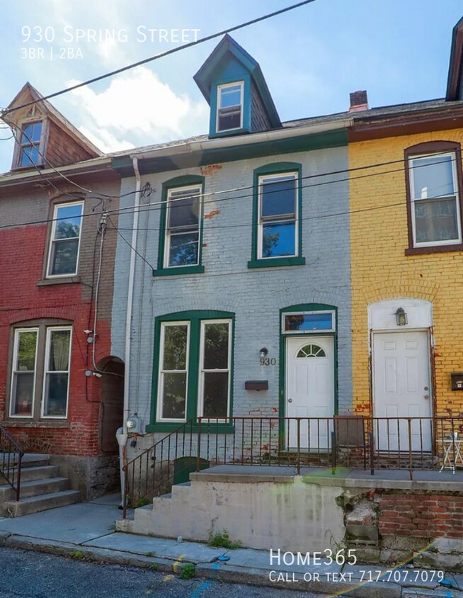 Beautiful Three Bedroom Townhome with Priv... Townhome Rentals in