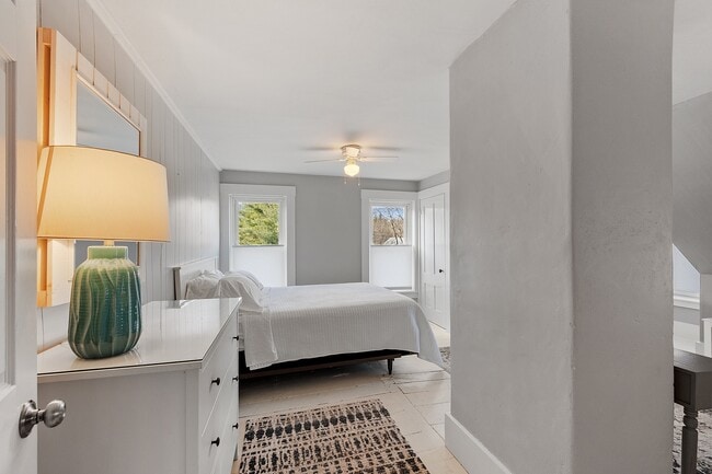 Building Photo - 17 Park St