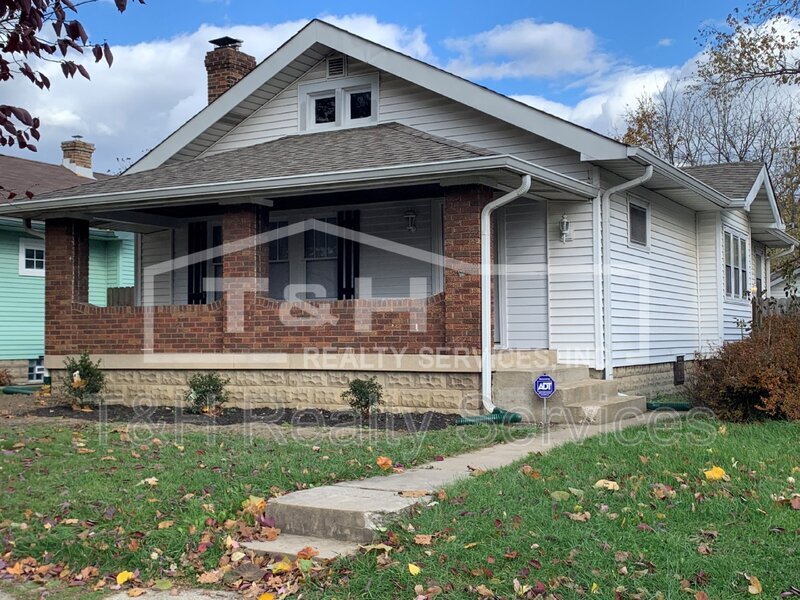 Foto principal - 1309 N Gladstone Ave