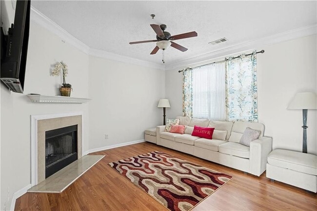 Foto del edificio - 102 Weatherstone Square Dr