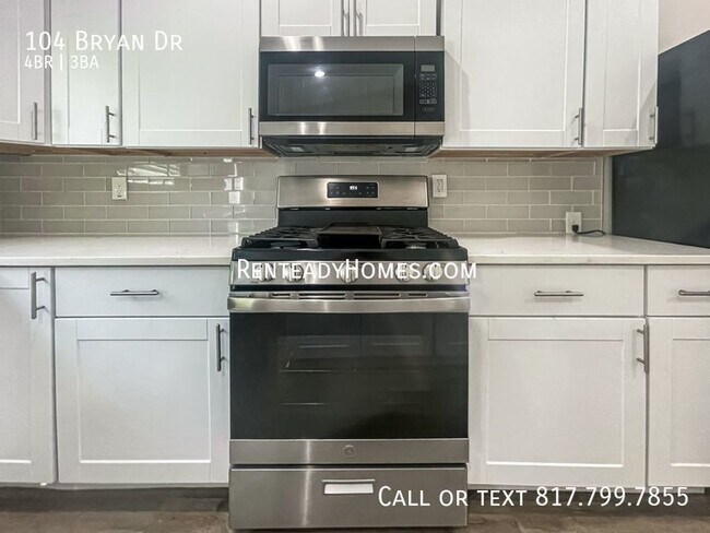 Foto del edificio - 104 Bryan Dr,  Arlington, TX 76011