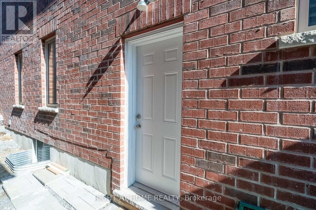 Building Photo - 2387 Kentucky Derby Way
