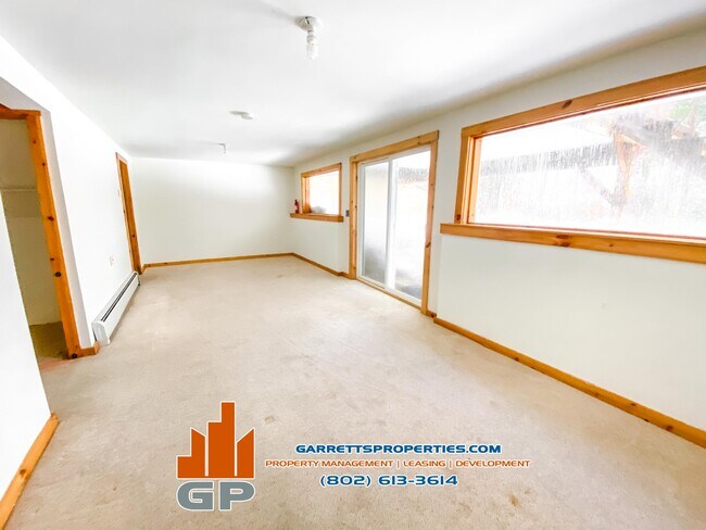 Foto del edificio - 142 W Hill Rd