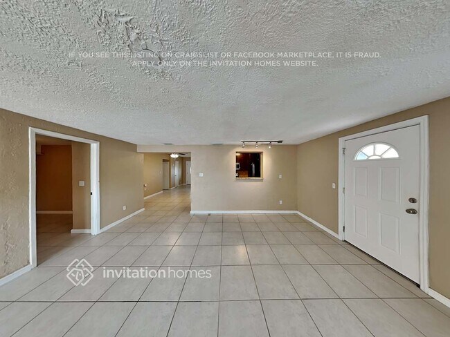 Foto del edificio - 11483 76th Ave N