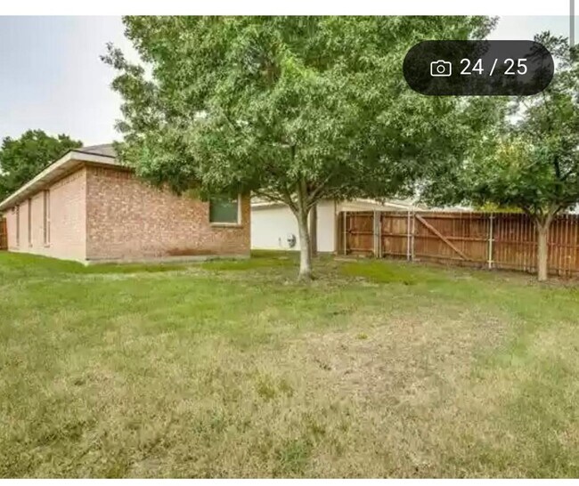 Building Photo - 1514 Pine Bluff Dr