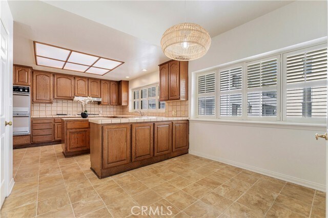 Building Photo - 1567 Westholme Ave