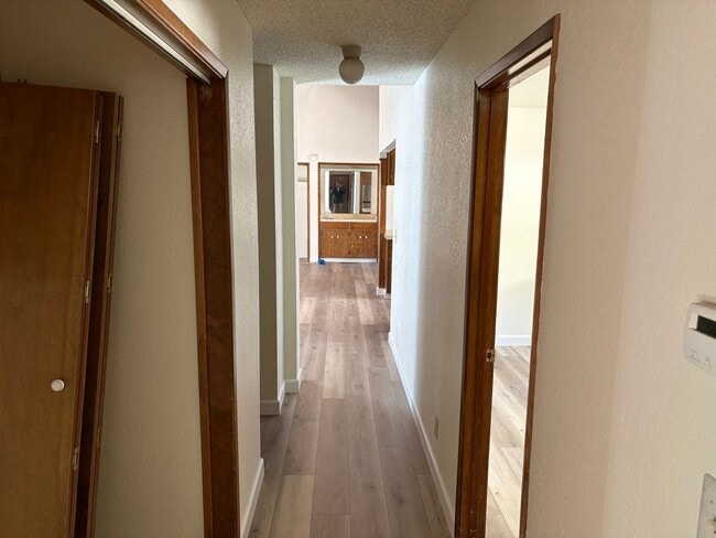 Building Photo - One level cabin with fenced backyard and garage