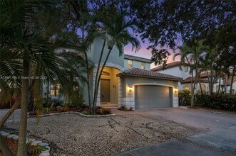 Building Photo - 6425 SW 164th Ave