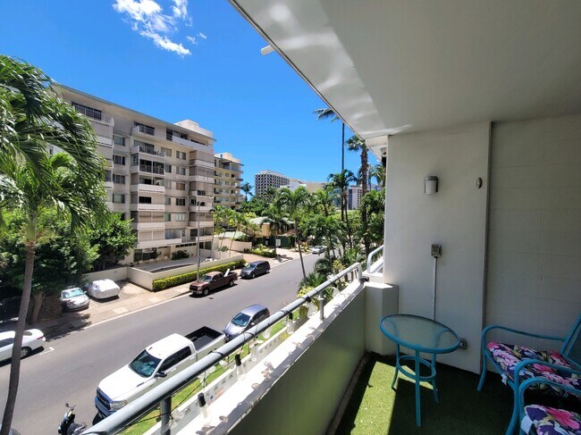 Foto del edificio - 430 Kaiolu St