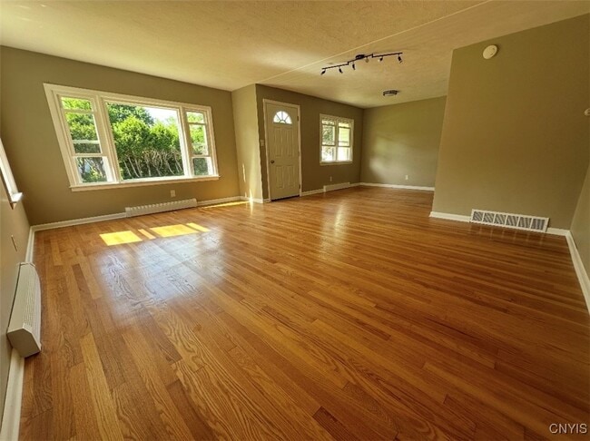 Building Photo - 311 Hartford Pl