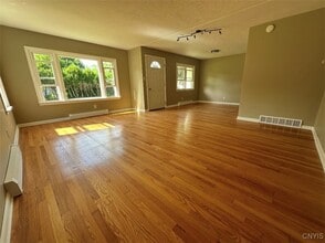 Building Photo - 311 Hartford Pl