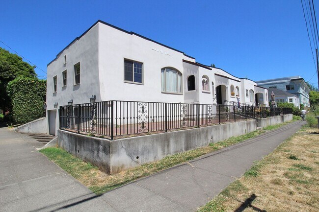 Foto del edificio - 2905 SE Alder St