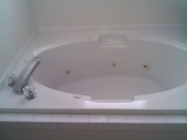 Foto del edificio - 3 br, 2 bath House - 294 Delaware