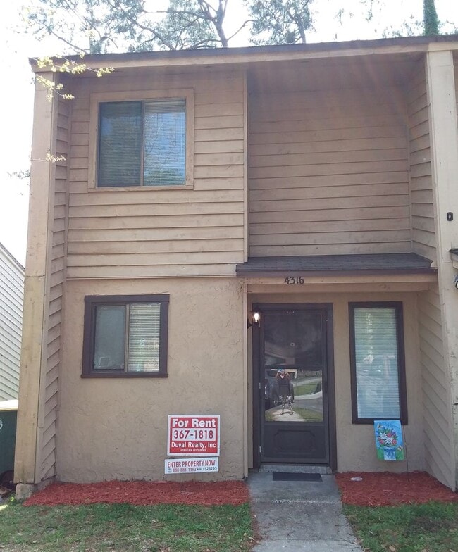 Mandarin - 2/2.5 townhome - Mandarin - 2/2.5 townhome