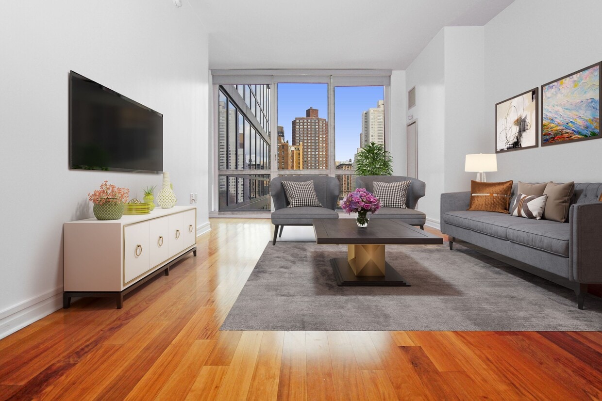 Photo - 200 W End Ave (New York, NY)