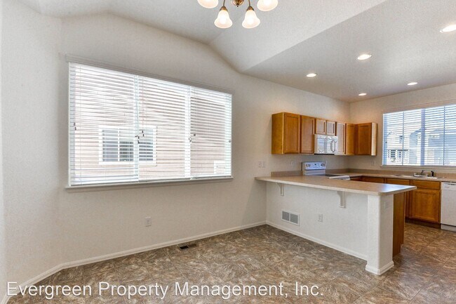 Building Photo - 3 br, 2.5 bath House - 904 Glenbrook Ct