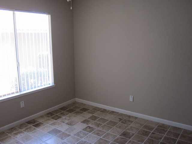 Building Photo - 4008 Elmo Loop