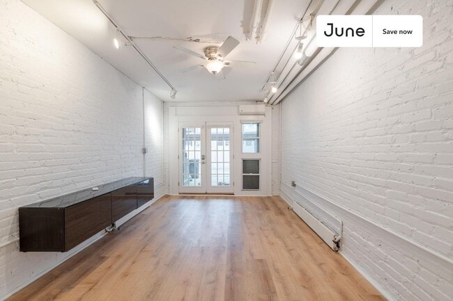 Photo - 1443 Parkwood Pl NW Apartment