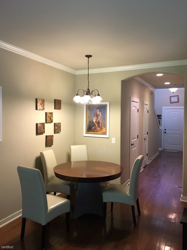 Building Photo - 1006 Tuscany Cir