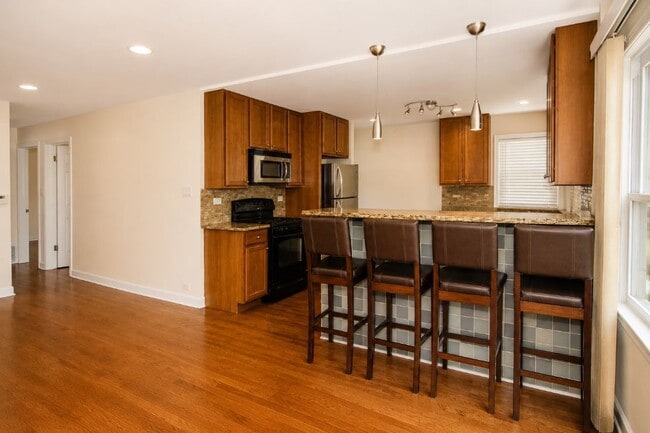 Building Photo - 9311 Latrobe Ave