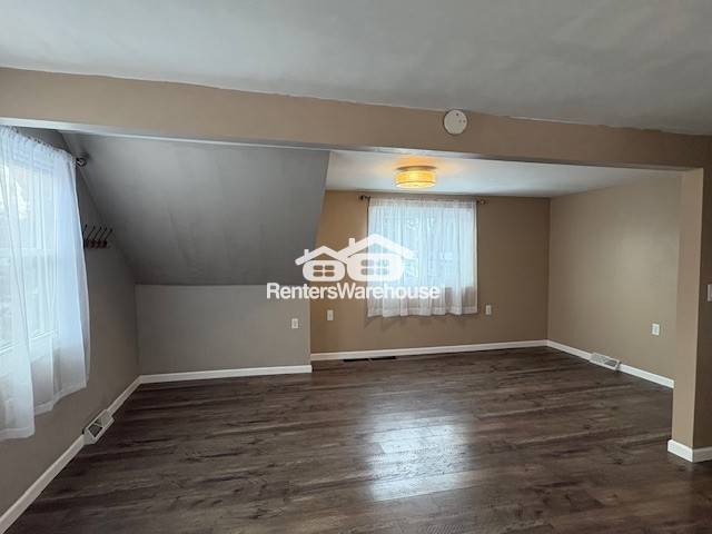 Building Photo - 601 Labore Rd