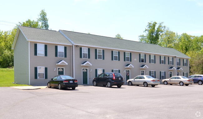 Foto del edificio - Lewiston Townhomes