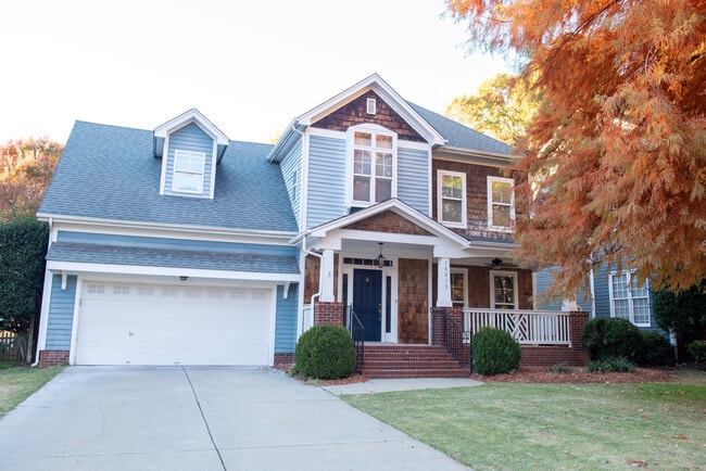 Building Photo - 16015 Kelly Park Cir