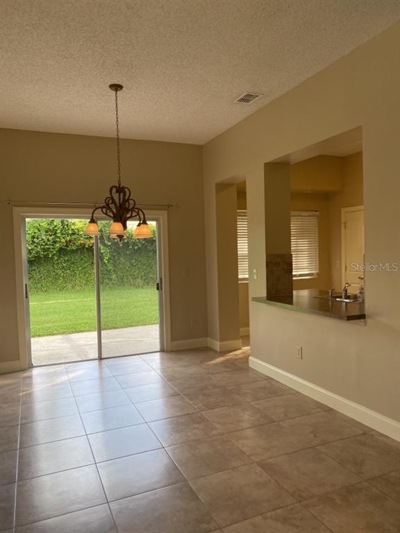 Foto del edificio - 5131 Sterling Manor Dr