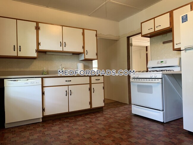 Foto del edificio - 89 College Ave