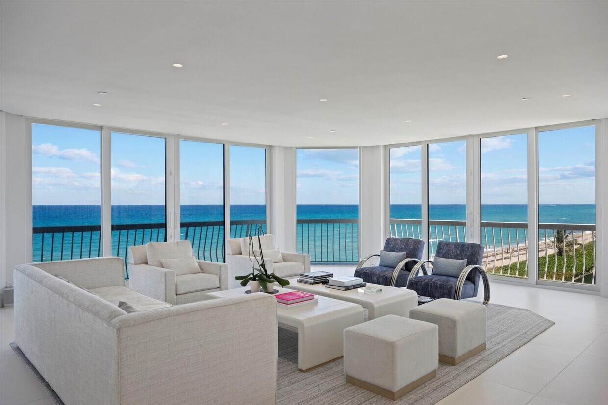 Primary Photo - 2100 S Ocean Blvd