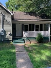 Building Photo - 202 Magnolia St