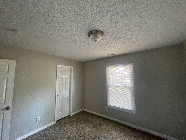 Building Photo - 3889 Windy Trail Cove