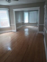 Building Photo - 7219 S Evans Ave