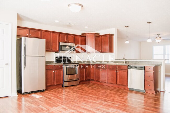Cocina - 104 Colonnade St