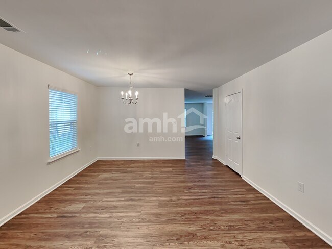 Building Photo - 9428 Eagle Feathers Drive