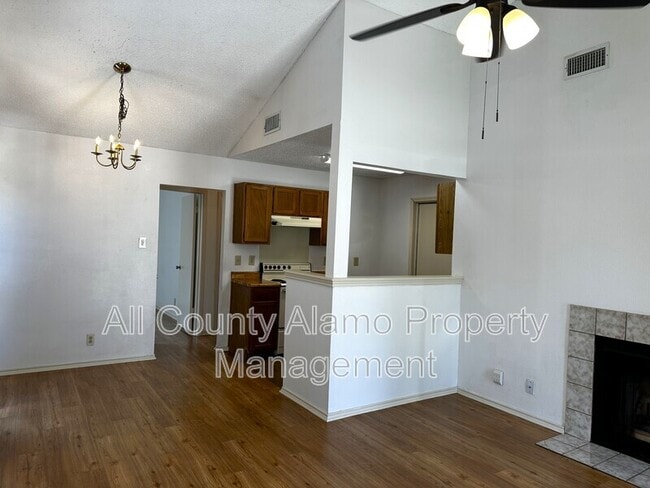Building Photo - 7527 Alverstone Way