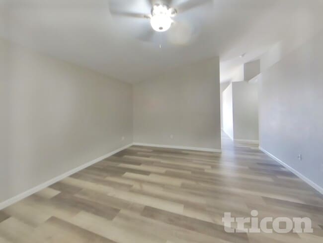 Building Photo - 12723 W Jenero Dr