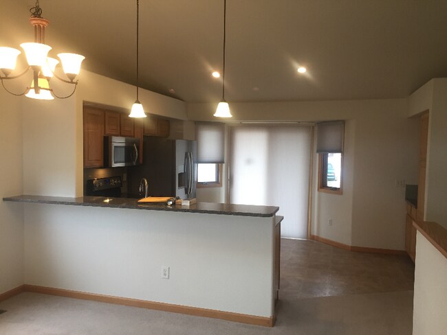 Building Photo - 2150 Sherwood Forest Ct