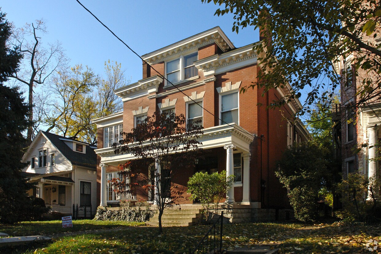 Primary Photo - 940 Cherokee Rd