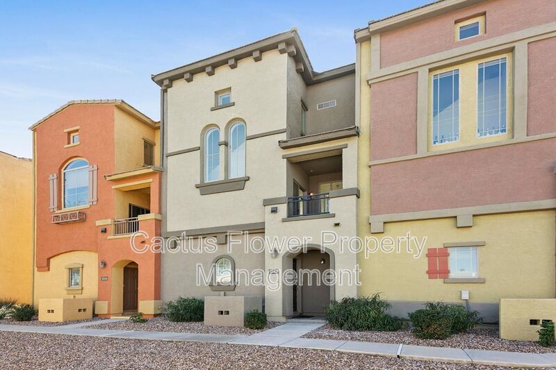 Foto principal - 2401 E Rio Salado Pkwy