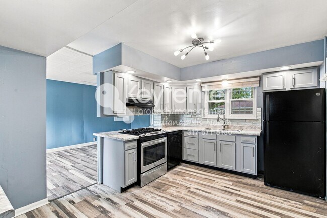 Foto del edificio - 4029 Forest Manor Ave