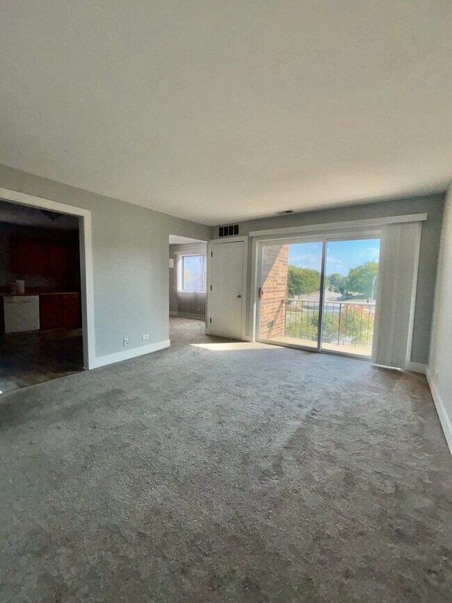 Foto del edificio - 14949 Lake View Dr