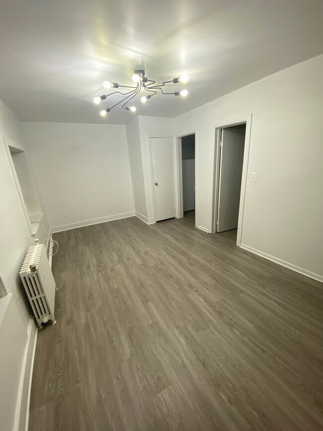Foto del edificio - 140 Farnsworth Ave