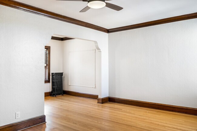 Foto del edificio - 3919 N Morris Blvd